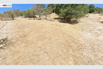 Warren St, Martinez, CA 94553 - Photo 1