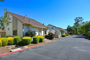 4836 Boxer Blvd, Concord, CA 94521 - Photo 3