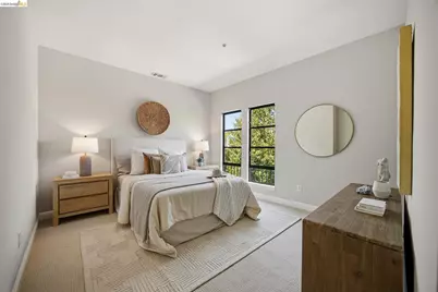 711 Walker Ave #202, Oakland, CA 94610 - Photo 37