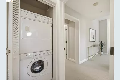 711 Walker Ave #202, Oakland, CA 94610 - Photo 35