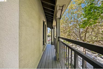 711 Walker Ave #202, Oakland, CA 94610 - Photo 27
