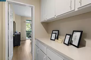 8020 Mountain View Dr, Pleasanton, CA 94588 - Photo 23