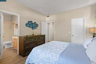 8020 Mountain View Dr, Pleasanton, CA 94588 - Photo 21