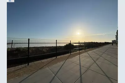 9824 Seawind Way, Newark, CA 94560 - Photo 5