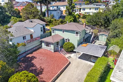 8382 Golf Links Rd, Oakland, CA 94605 - Photo 35