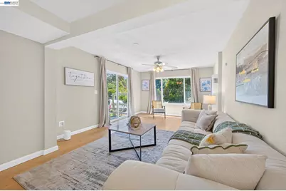 8382 Golf Links Rd, Oakland, CA 94605 - Photo 7