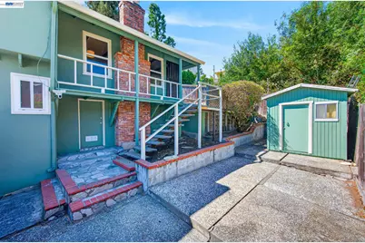 8382 Golf Links Rd, Oakland, CA 94605 - Photo 33