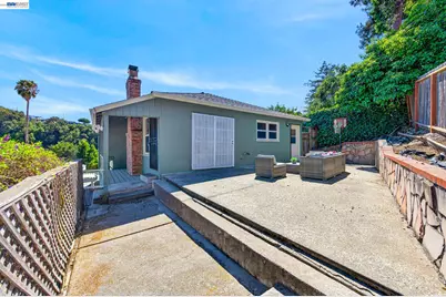 8382 Golf Links Rd, Oakland, CA 94605 - Photo 29