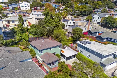 8382 Golf Links Rd, Oakland, CA 94605 - Photo 37