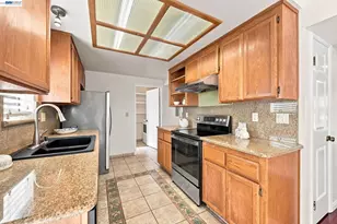 847 W Sunset Blvd, Hayward, CA 94541 - Photo 11