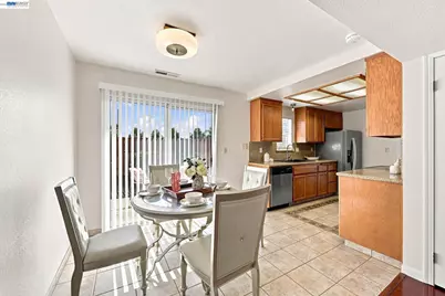 847 W Sunset Blvd #B, Hayward, CA 94541 - Photo 13