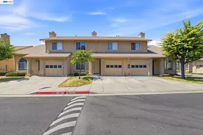847 W Sunset Blvd #B, Hayward, CA 94541 - Photo 1