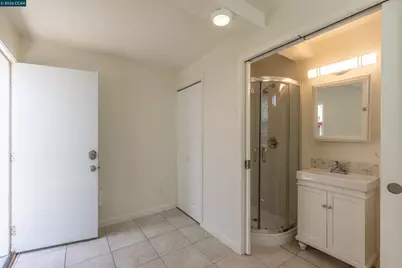 7230 Blake St, El Cerrito, CA 94530 - Photo 25