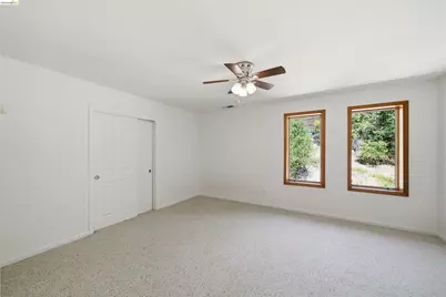 3265 Greenhills Dr, Lafayette, CA 94549 - Photo 33