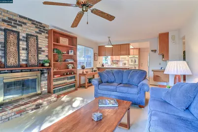 2811 Saint Joseph Dr, Concord, CA 94518 - Photo 33