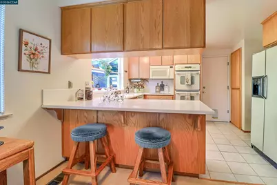 2811 Saint Joseph Dr, Concord, CA 94518 - Photo 19