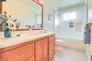 2811 St Joseph Dr, Concord, CA 94518 - Photo 43