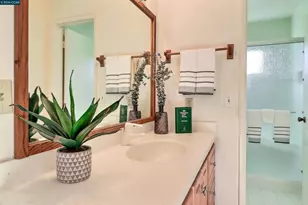 2811 St Joseph Dr, Concord, CA 94518 - Photo 49