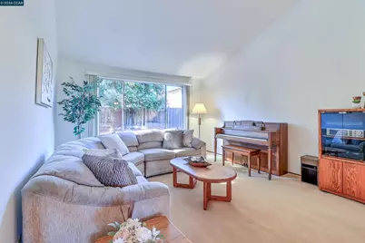 2811 Saint Joseph Dr, Concord, CA 94518 - Photo 7