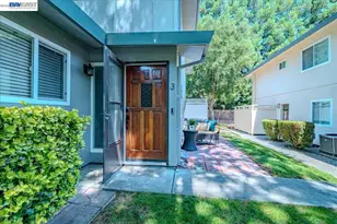 8172 Arroyo Dr, Pleasanton, CA 94588 - Photo 3