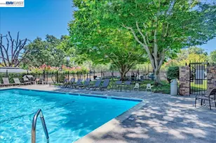 8172 Arroyo Dr, Pleasanton, CA 94588 - Photo 29