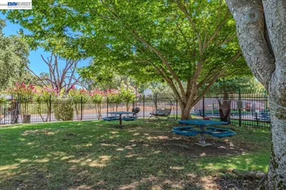 8172 Arroyo Dr #3, Pleasanton, CA 94588 - Photo 31