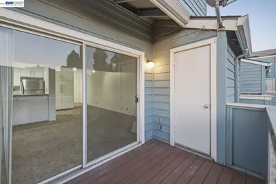 1511 Four Oaks Cir, San Jose, CA 95131 - Photo 29