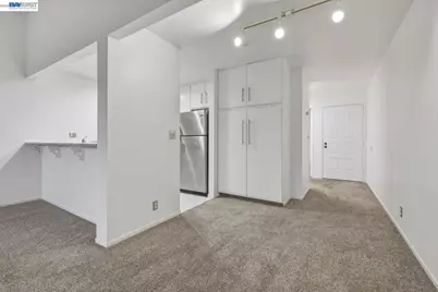 1511 Four Oaks Cir, San Jose, CA 95131 - Photo 19