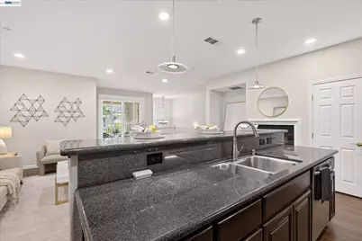 4366 Fitzwilliam St, Dublin, CA 94568 - Photo 15
