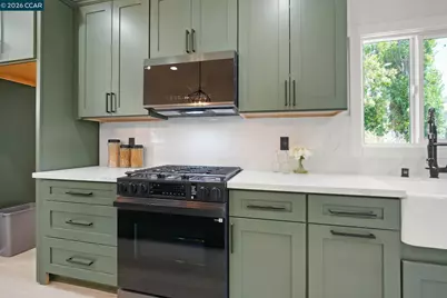 885 59th St, Oakland, CA 94608 - Photo 15