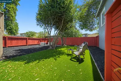 885 59th St, Oakland, CA 94608 - Photo 35
