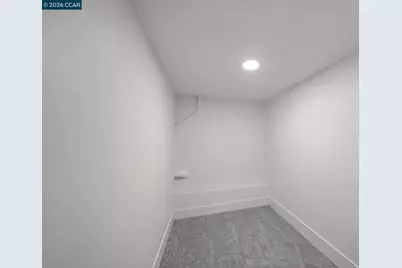885 59th St, Oakland, CA 94608 - Photo 31