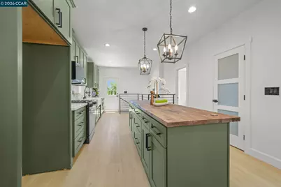 885 59th St, Oakland, CA 94608 - Photo 11