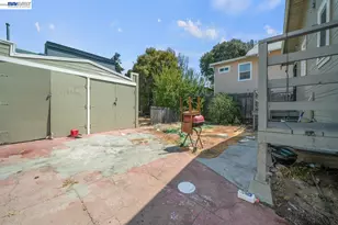 922 Arlington Ave, Oakland, CA 94608 - Photo 25