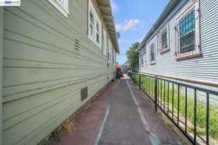 922 Arlington Ave, Oakland, CA 94608 - Photo 27