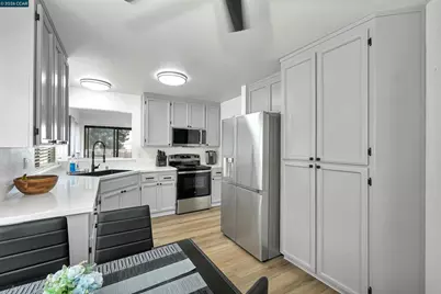 418 Dohrmann Ln, Pinole, CA 94564 - Photo 27