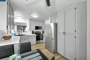 418 Dohrmann Ln, Pinole, CA 94564 - Photo 27