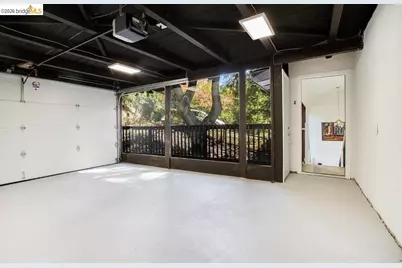 6855 Gunn Dr, Oakland, CA 94611 - Photo 23