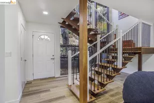 6855 Gunn Dr, Oakland, CA 94611 - Photo 3