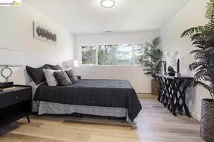 6855 Gunn Dr, Oakland, CA 94611 - Photo 17
