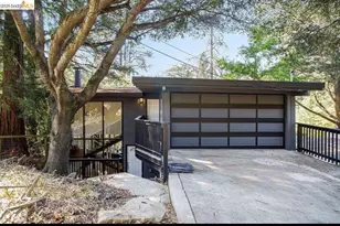 6855 Gunn Dr, Oakland, CA 94611 - Photo 25