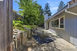 1734 Canberra Pl, El Dorado Hills, CA 95762 - Photo 37