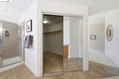 327 Hawk Ridge Dr, Richmond, CA 94806 - Photo 29