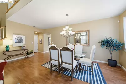 327 Hawk Ridge Dr, Richmond, CA 94806 - Photo 19