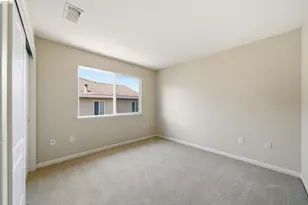 327 Hawk Ridge Dr, Richmond, CA 94806 - Photo 35