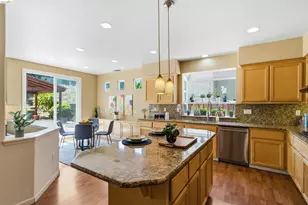 327 Hawk Ridge Dr, Richmond, CA 94806 - Photo 9