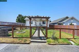 294 7th St, Rio Vista, CA 94571 - Photo 3