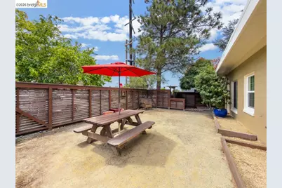 5105 Macdonald Ave, Richmond, CA 94805 - Photo 15