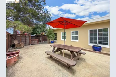 5105 Macdonald Ave, Richmond, CA 94805 - Photo 13
