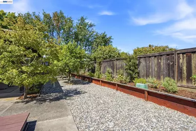 332 Downham Ct, Walnut Creek, CA 94598 - Photo 47